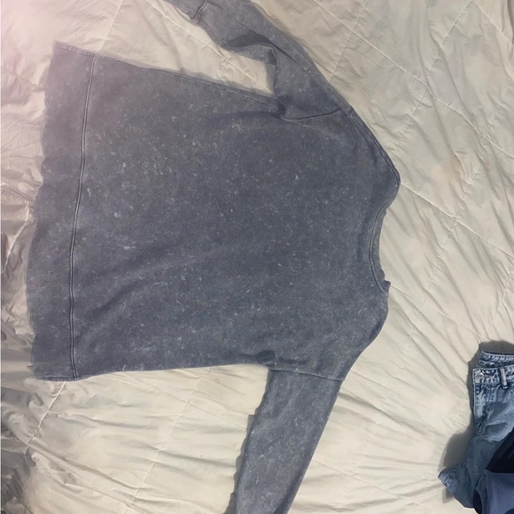 Oversized Crewneck - Picture 2 of 3